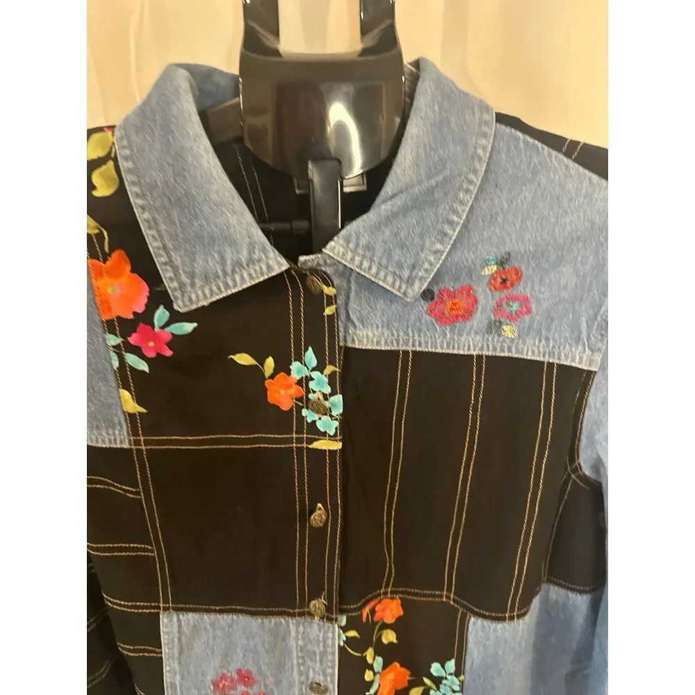 Napa Valley Shirt Womens L Vintage Patchwork Flowers Denim Blouse Button Up - Picture 2 of 4